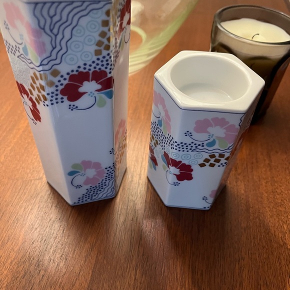 Bing & Grondahl 2 Candle pillars 1972 fine Danish Porcelain - Picture 5 of 10